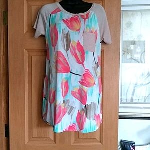 Filly flair brand size L floral top